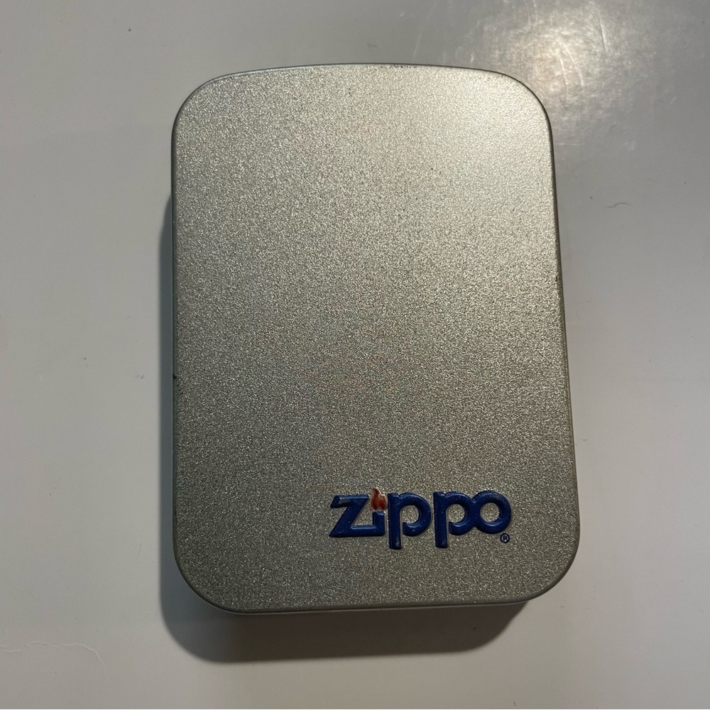 Zippo with Blue Oval Ford Logo - Picture 4 of 5